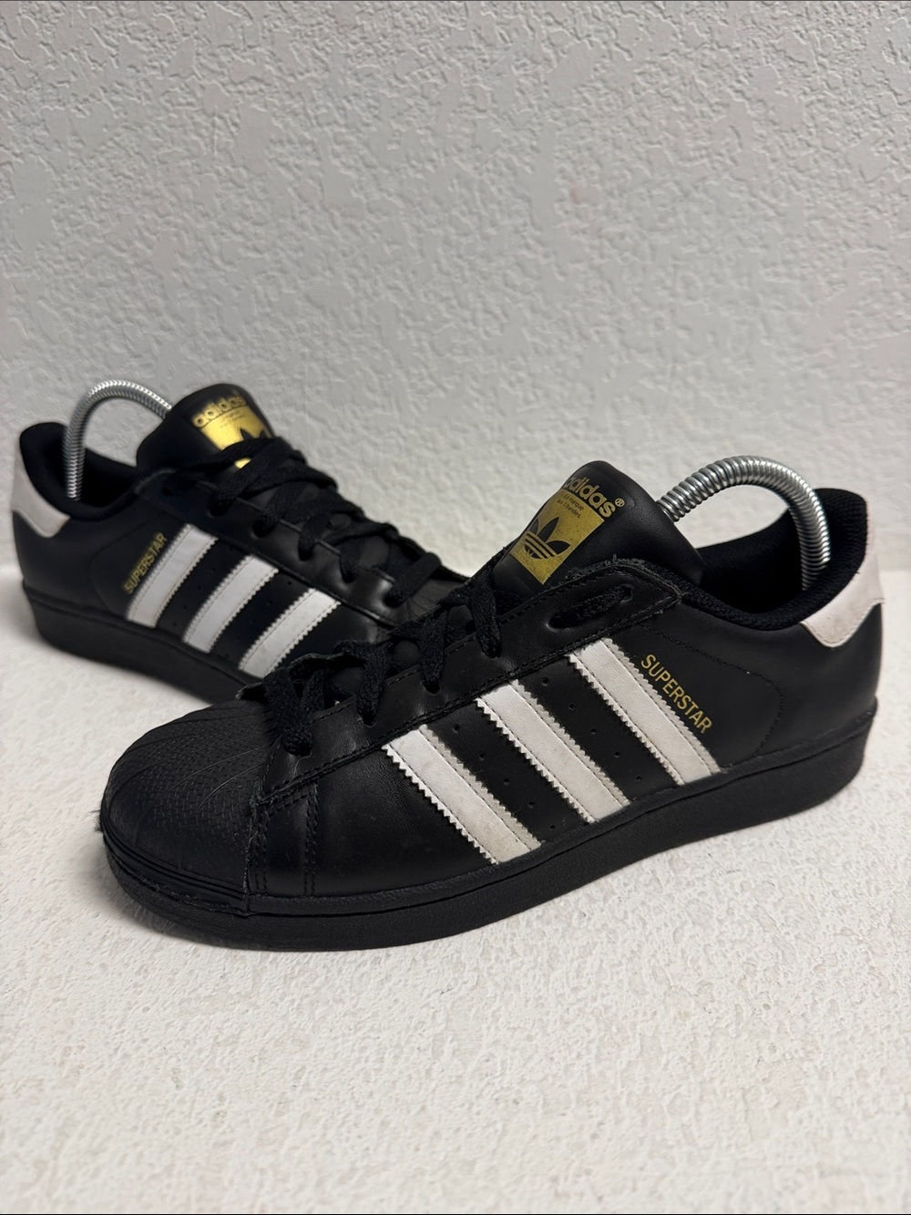 adidas Superstar Men’s Sneakers — Black White Stripes and Gold Accents 8M W9/9.5